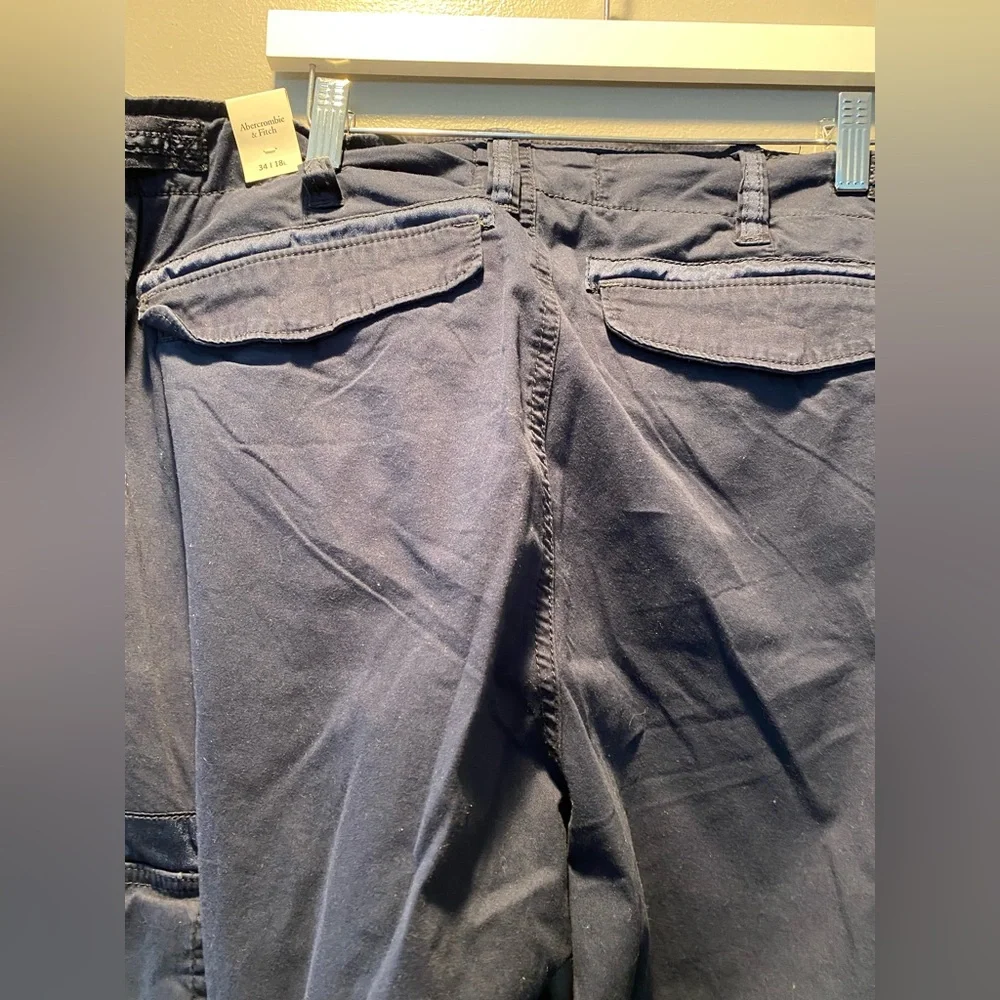 A&F blue cargo pants NWT - Picture 13 of 14
